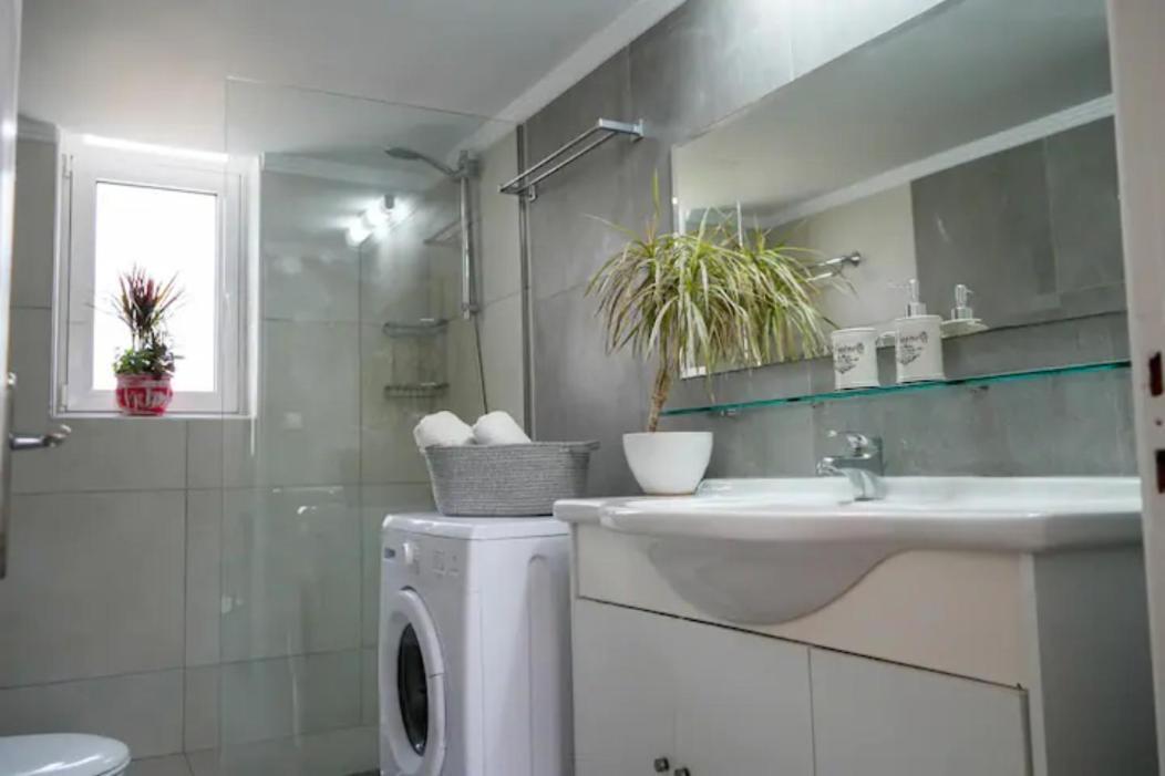 Appartement Ευχάριστο Σπίτι Στο Κέντρο Της Πόλης Του Ναυπλίου. à Nauplie Extérieur photo